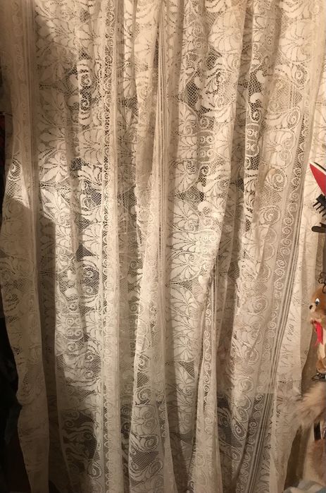 Разные, разные  тюли,