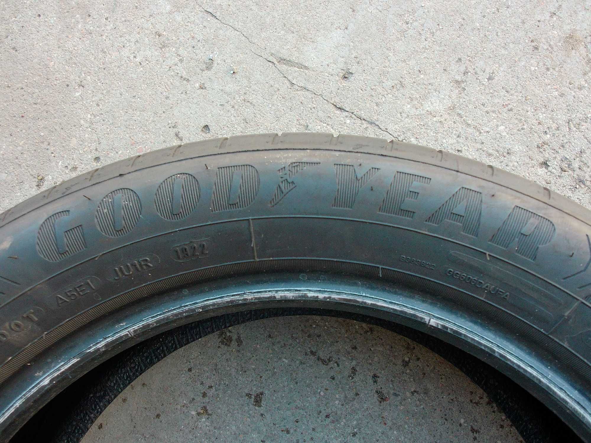 Goodyear EfficientGrip Performance 205/55/17 91V ładne z 2022r