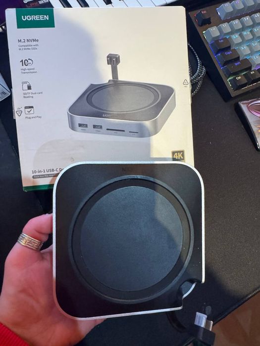 Док станція Ugreen cm841