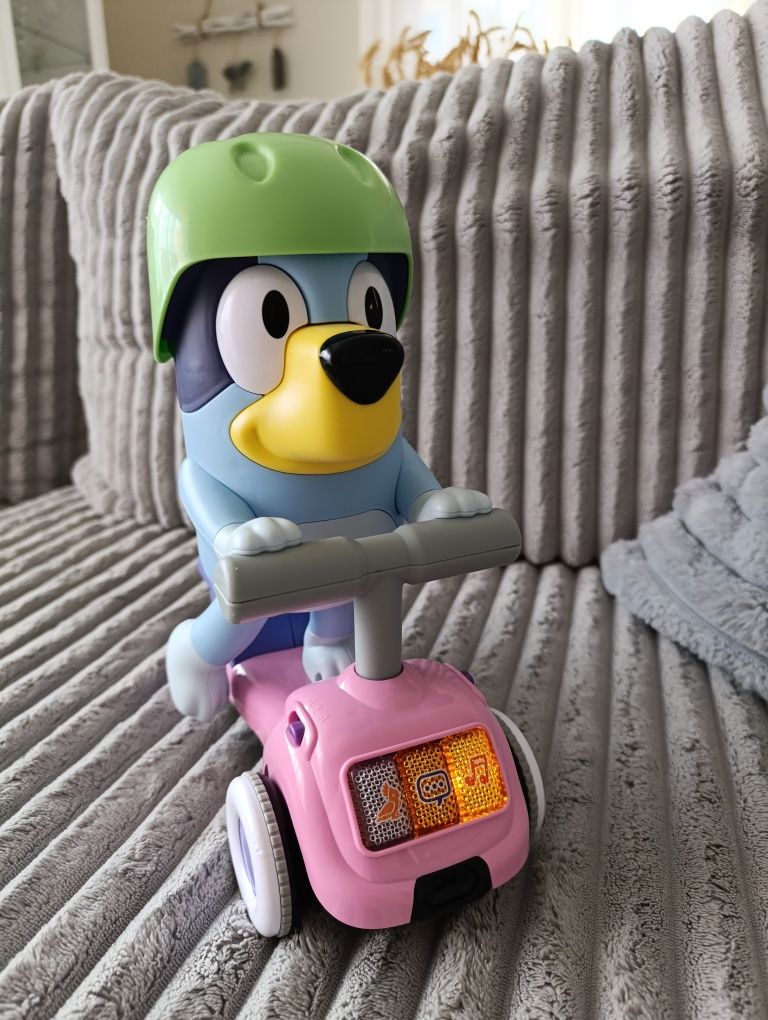 VTech Bluey interaktywna hulajnoga