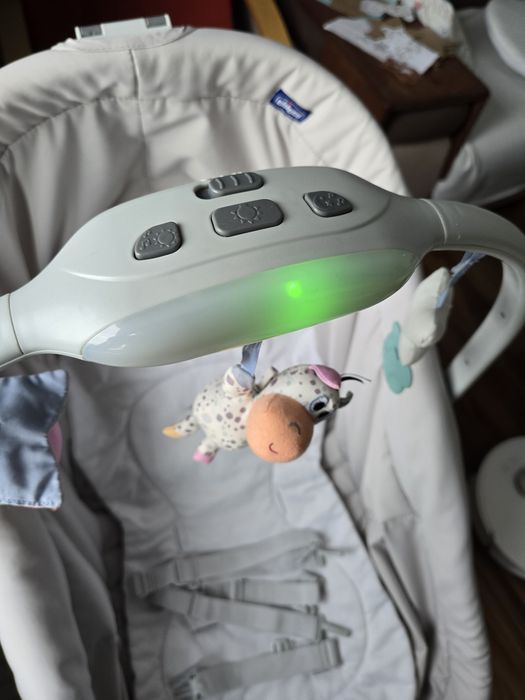 Chicco Baby Hug 4w1 - wielofunkcyjne łóżeczko