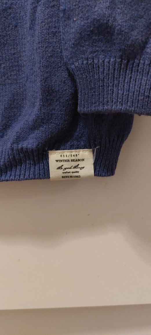 Fioletowy sweterek Zara 104