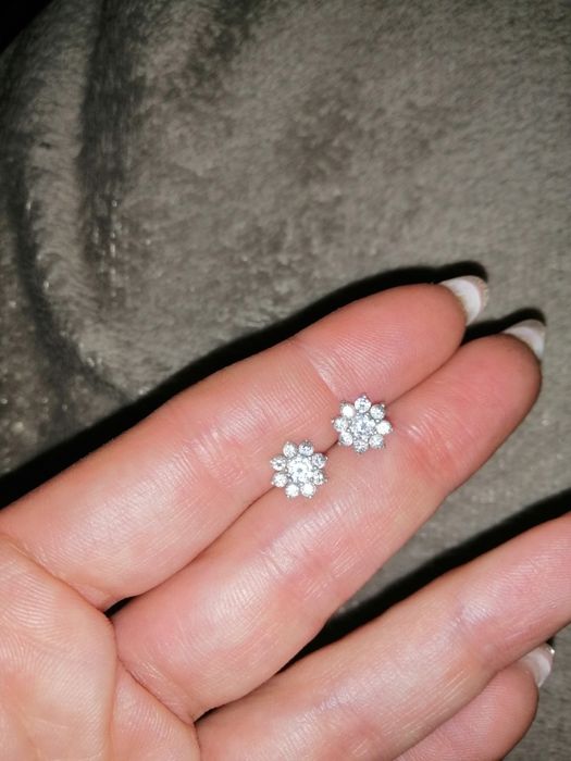 Срібні квіточки-закрутки