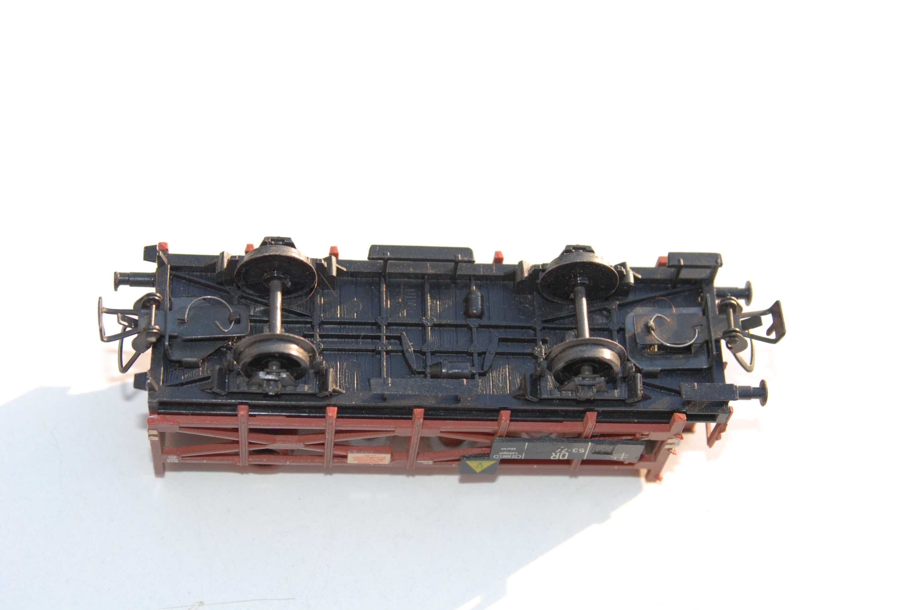 Stara zabawka wagon towarowy kwasiarka PIKO DR 537416 unikat