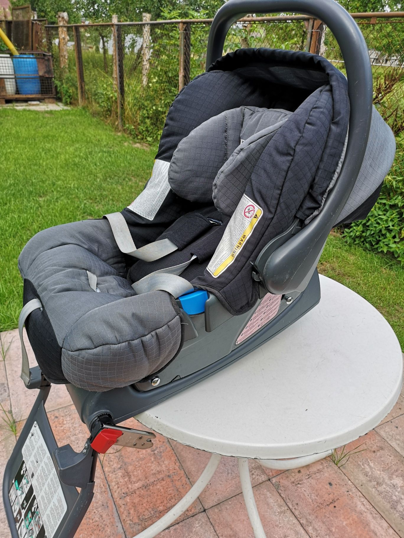 Britax rómer-baby safe - nosidełko Renault-baza isofix 0-13kg