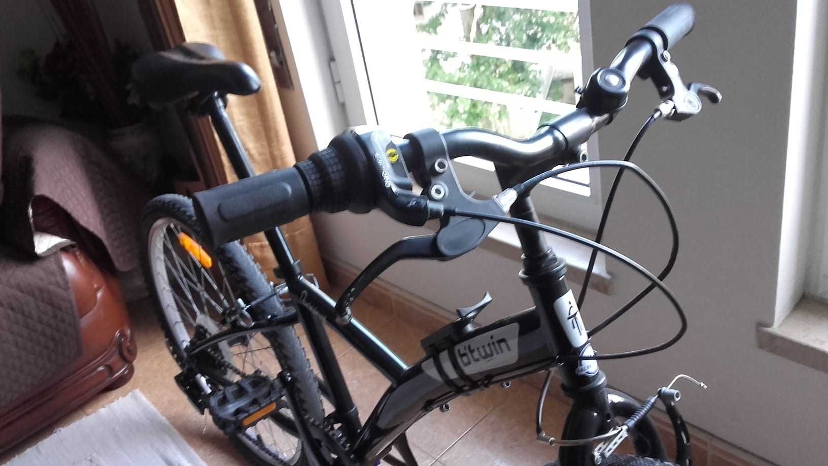 Bicicleta Impecável Nova