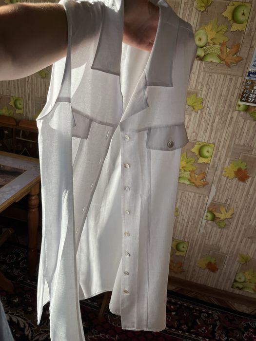 Легенький білий кардиган