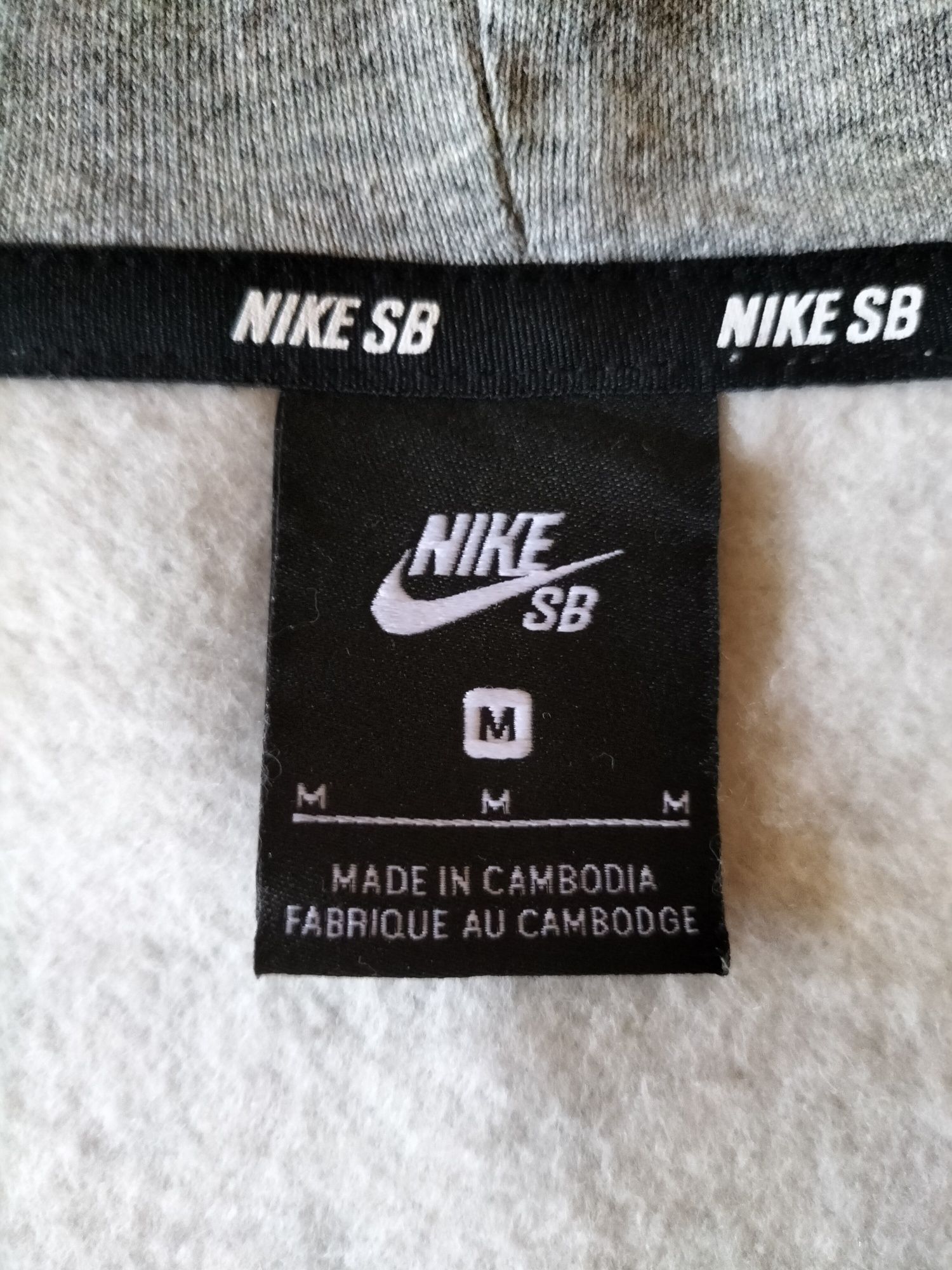 Продам худи NIKE SB.