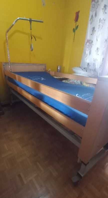 cama hospitalar articulada (elétrica) , com colchão