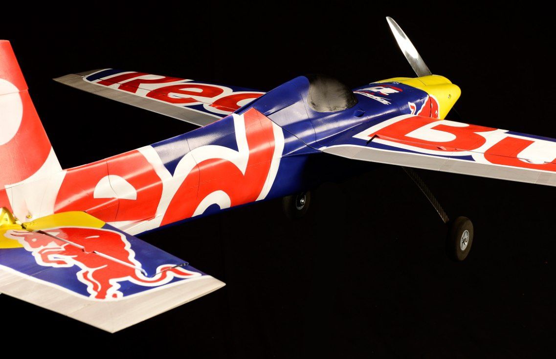 Самолет на р/у EDGE 540 V3 RED BULL Edition