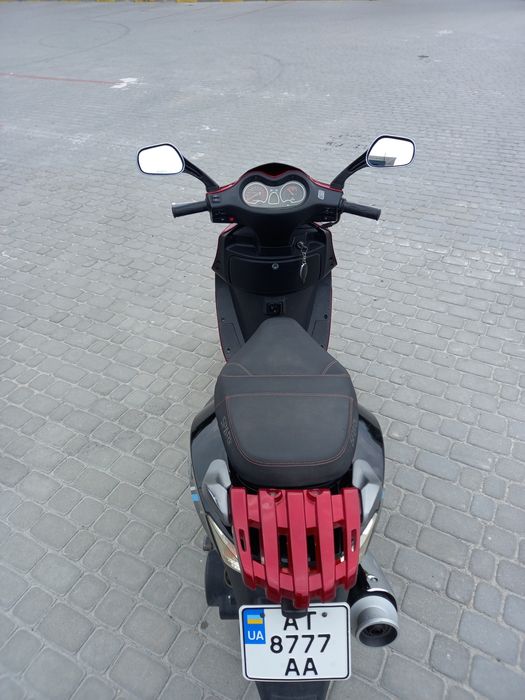 Продам скутер  Spsrk.150 куб.ілі  обмін на  машину