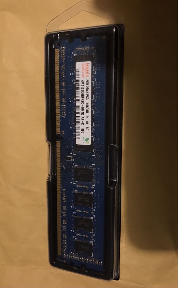 Оперативна пам'ять hynix DDR3 2GB 1333 MHz CL9 1,5 V