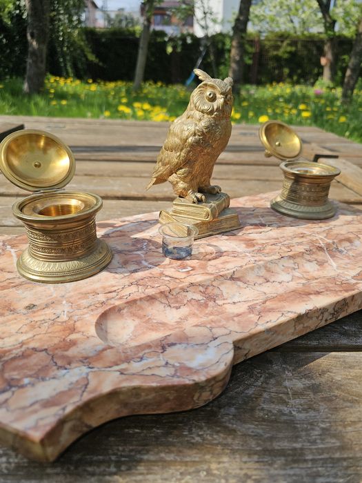 Duży piękny 100 letni kałamarz. Brąz i marmur