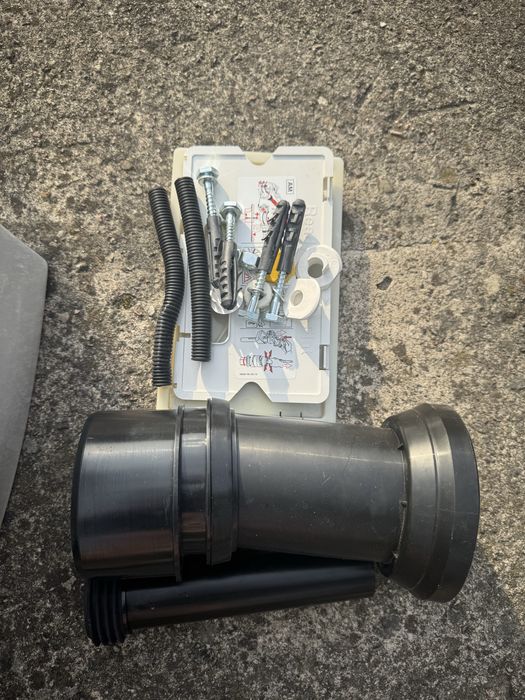 Miska WC klozetowa Deante FE320 sedes podwieszany miska wc podwieszana