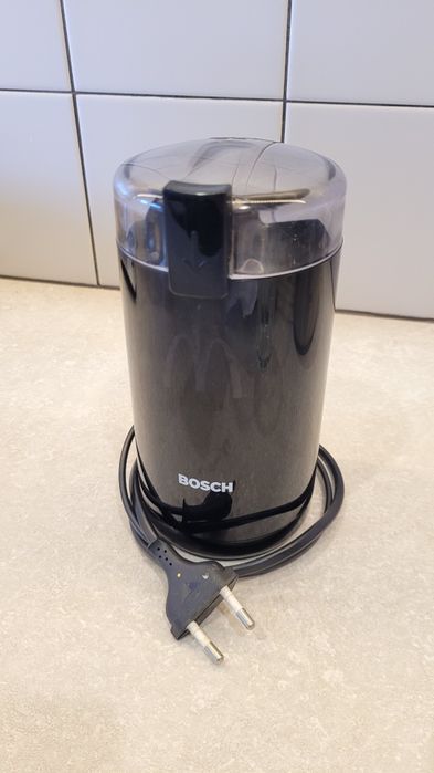 Elektryczny młynek do mielenia kawy Bosh