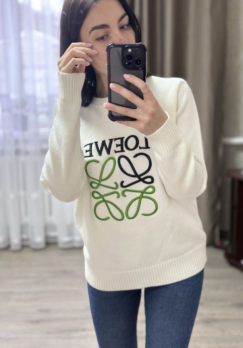 Светр Loewe, Miumiu