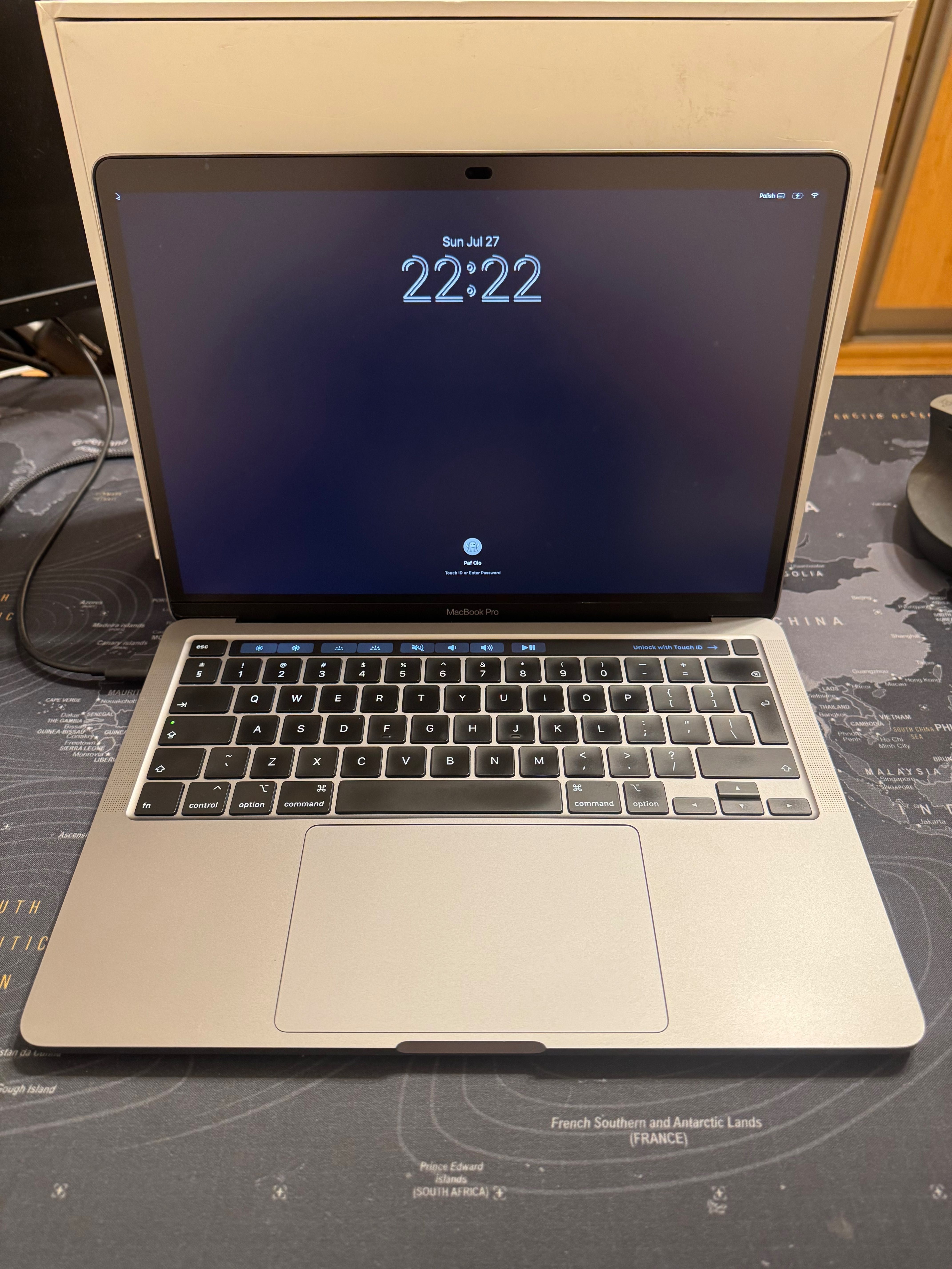 MacBook Pro 13,3' A2251 i7 32GB 2TB MacOS Tahoe Office H&B 2024