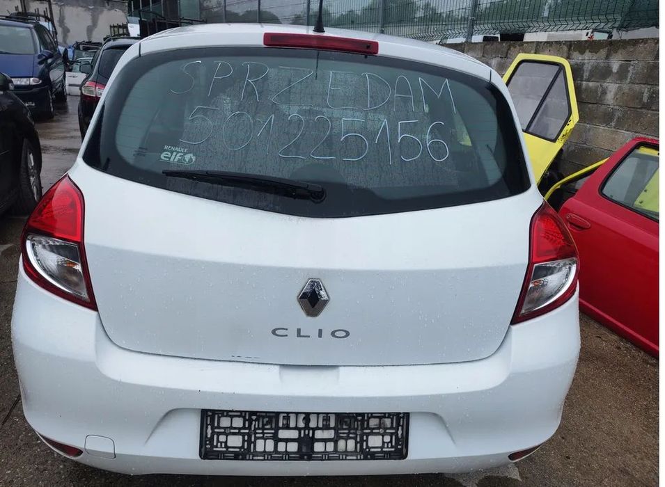 RENAULT CLIO III lift PAS TYŁ WANNA PODŁOGA 2013