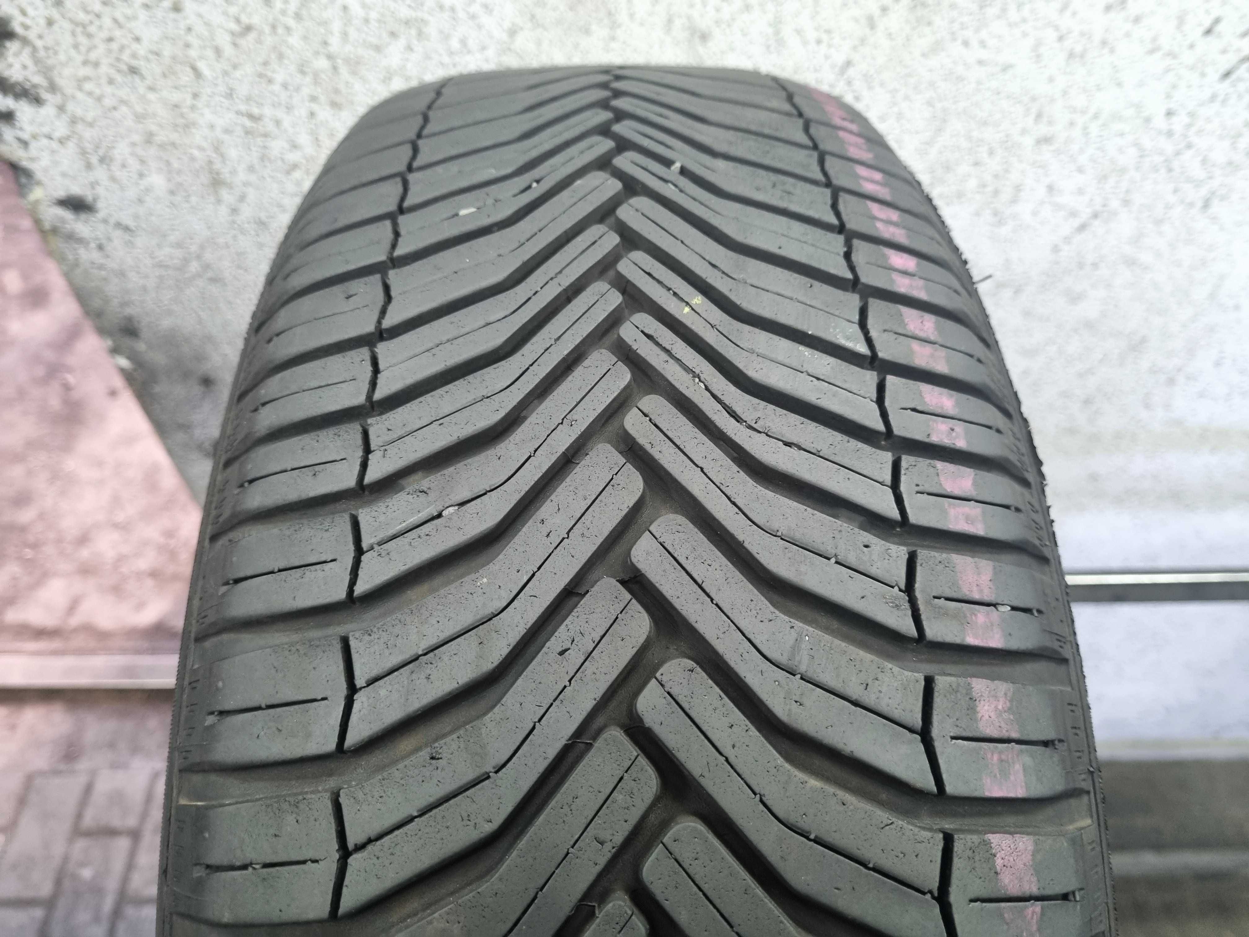 205/55/16 94V Michelin Cross Climate S1+ Dot.2622R