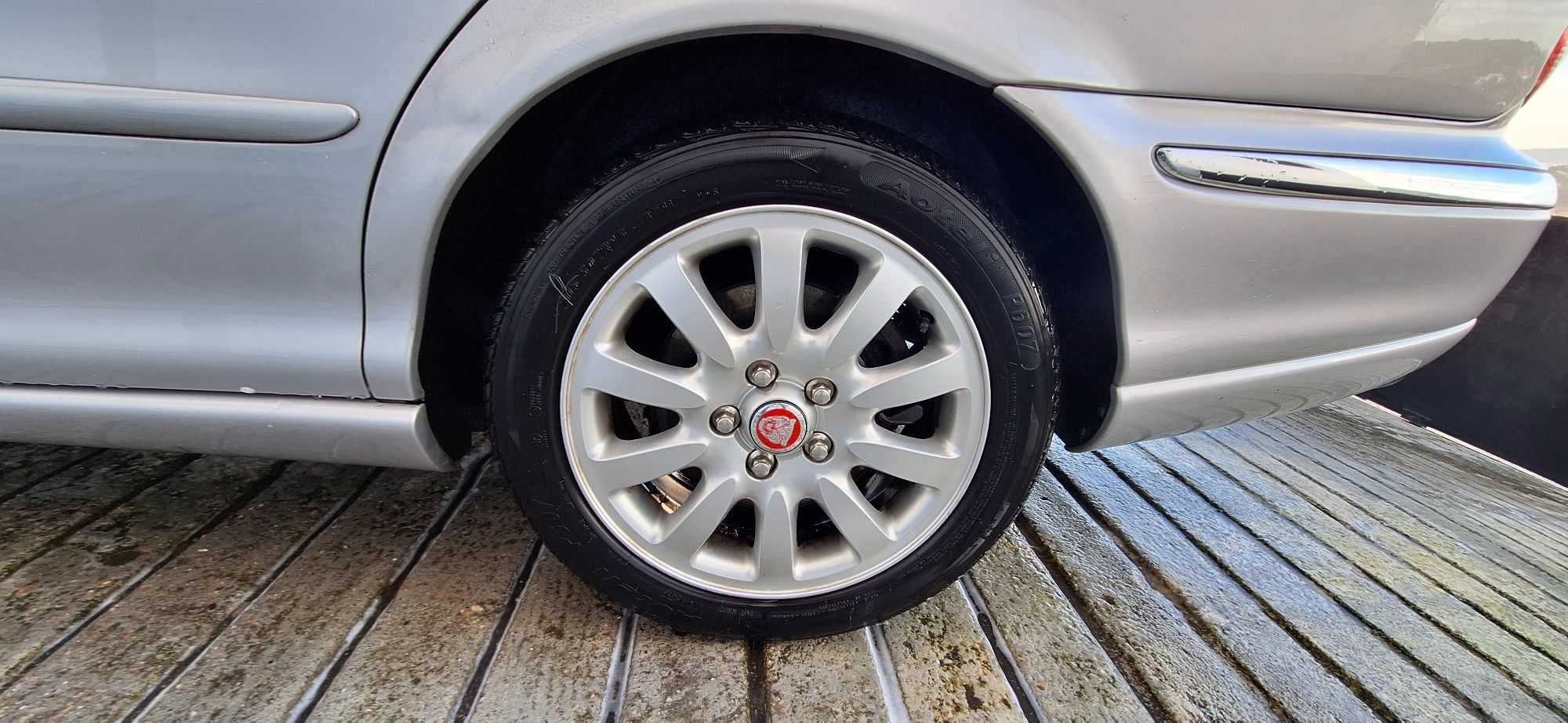 Jaguar x type 2.5 v6 200cv