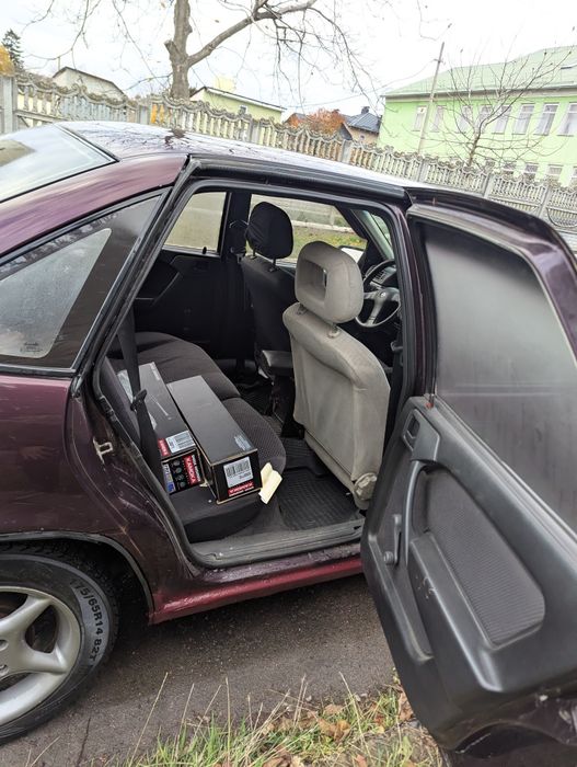 Опель Вектра А 1.8