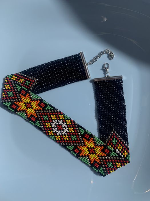 Чокер з бісеру ручної роботи