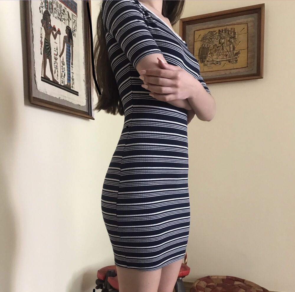 Платье в полоску