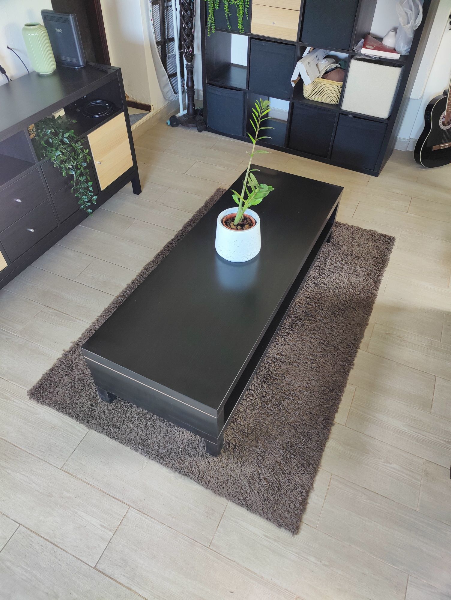 Mesa TV IKEA bom estado