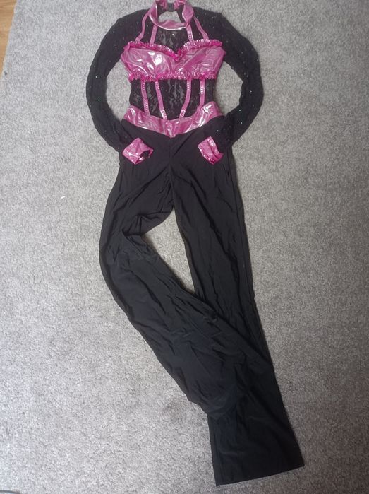 Sprzedam strój do tańca nowoczesnego