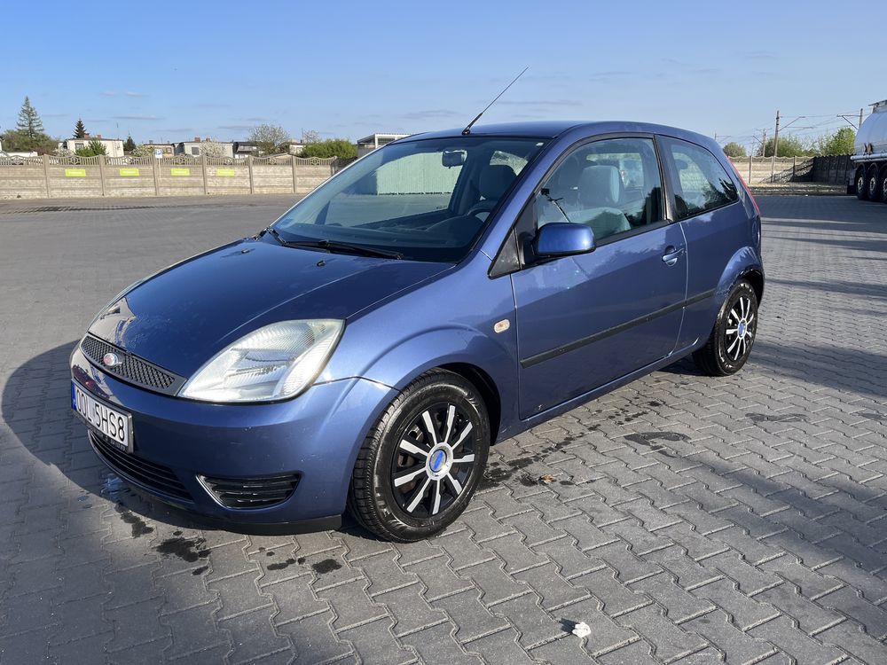 Ford fiesta 1.3 benzyna klima 2 kluczyki zadbane