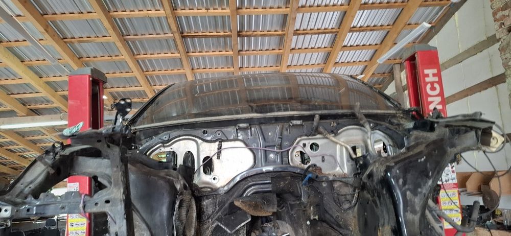 Четверть криша ланджерон vw туарег 2002-10р (бучач)