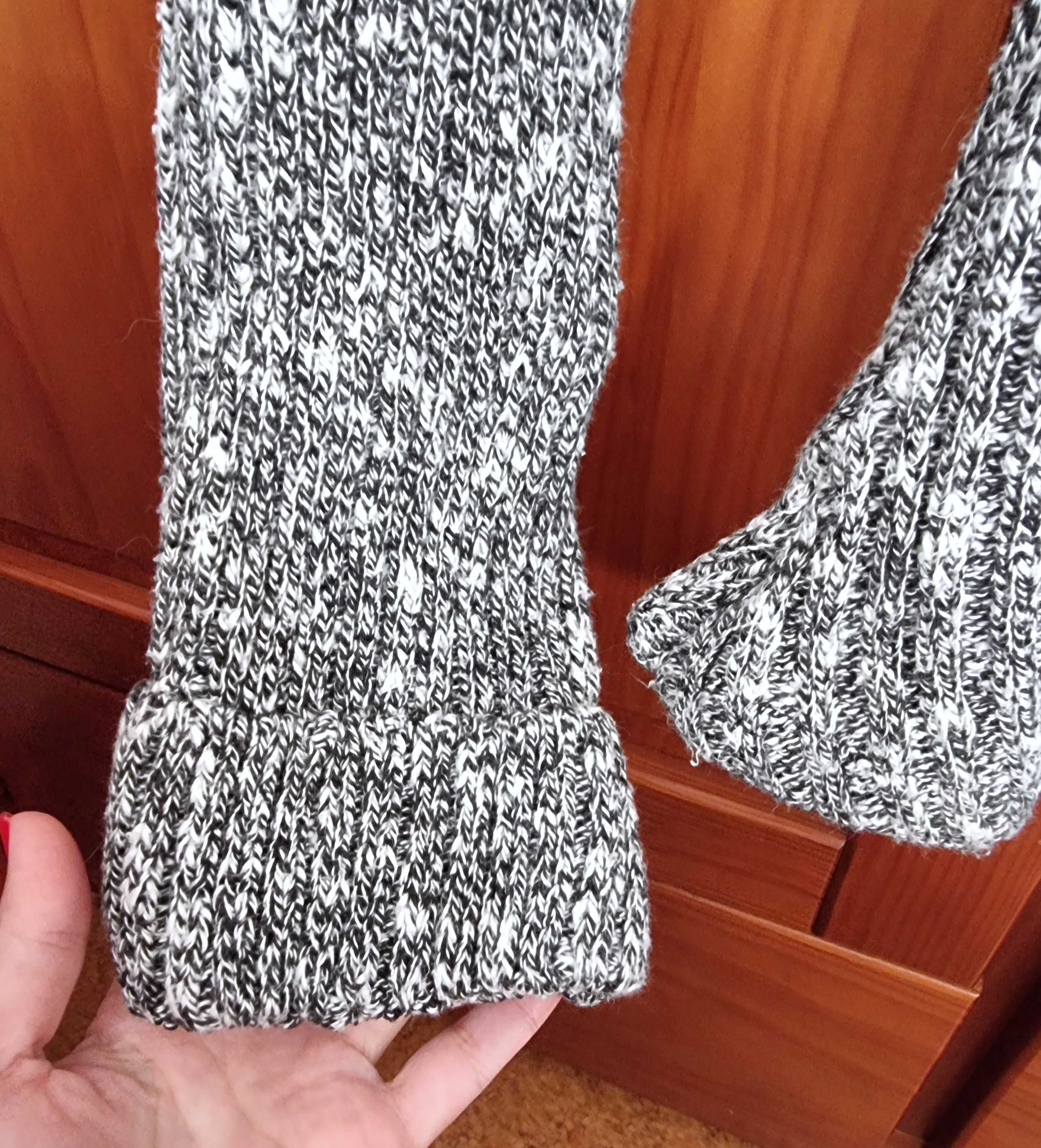 Camisola de malha com padrão em tons de cinzento/preto, tamanho XS/S