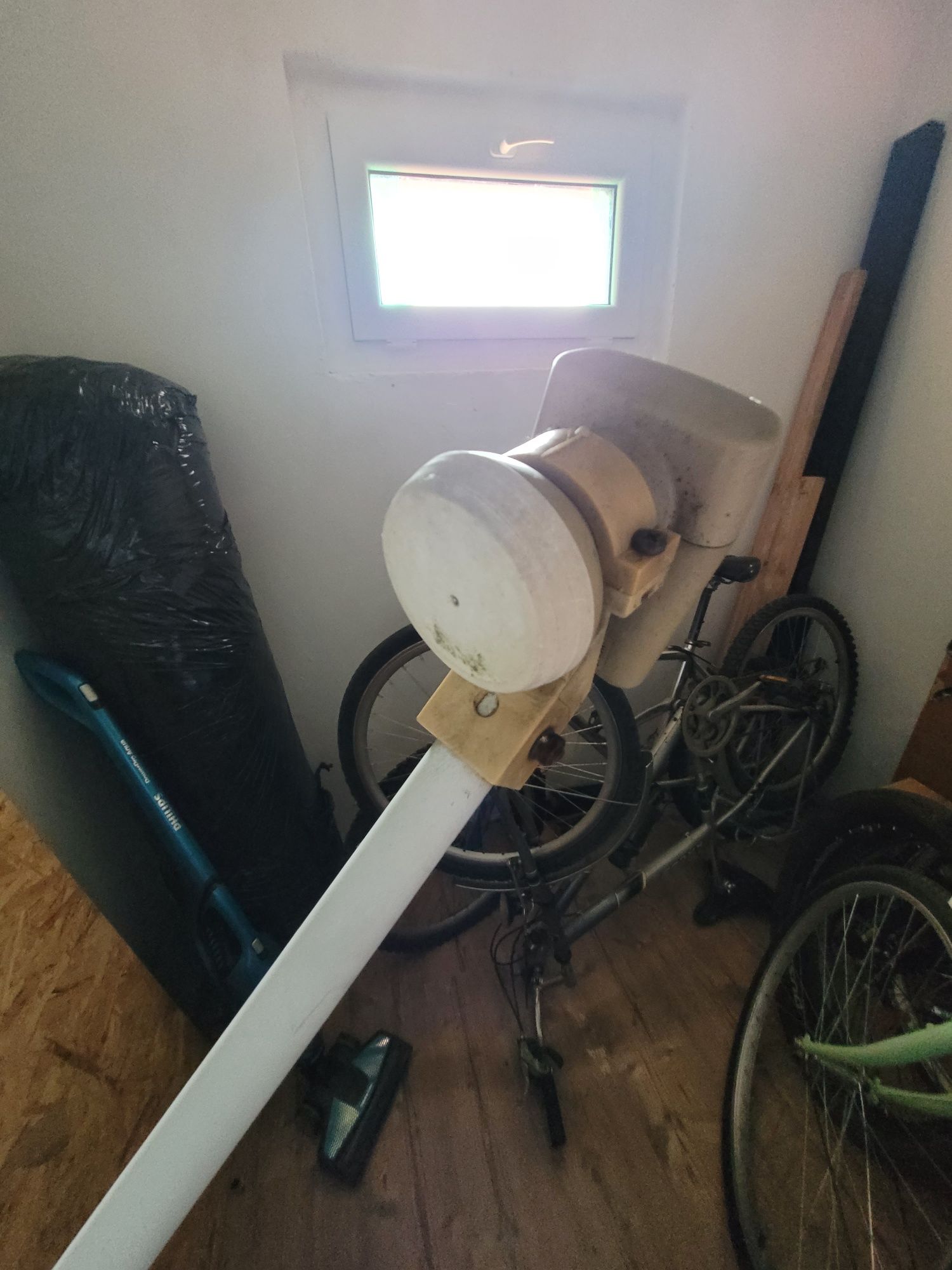 Talerz satelitarnyantena satelita  80cm 2 konwertery mocowanie