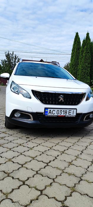 Кросовер  Peugeot-2008 2017 автомат,пробіг69т.км. АТ(110к.с)