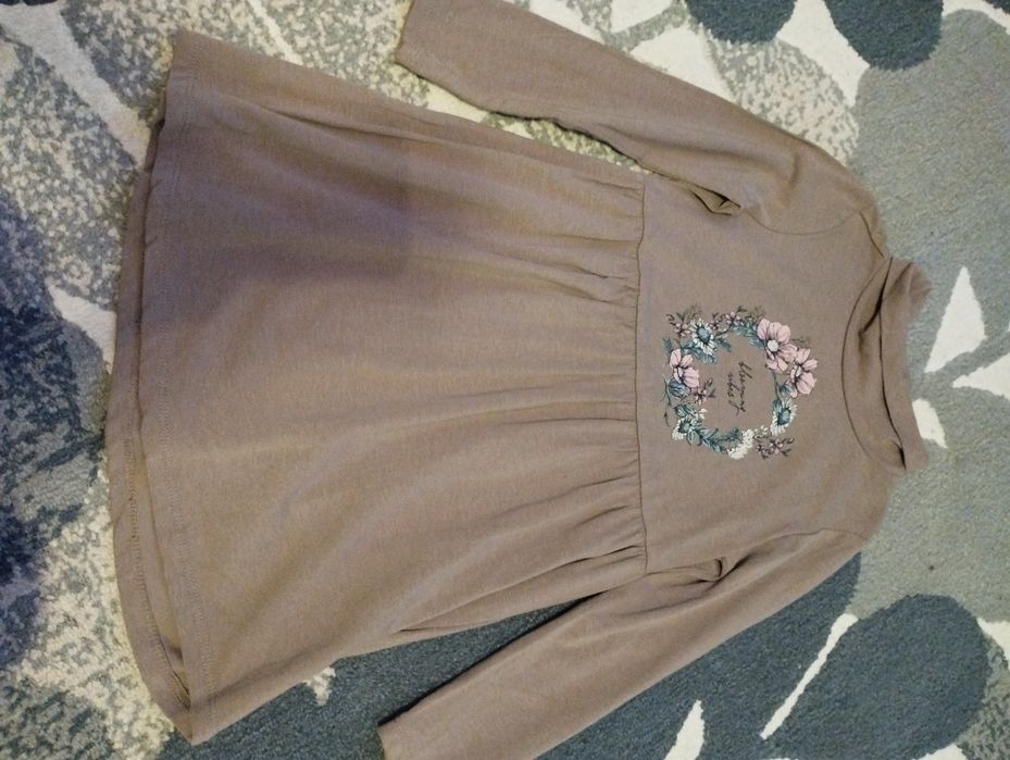 Sukienka dziewczęca 98