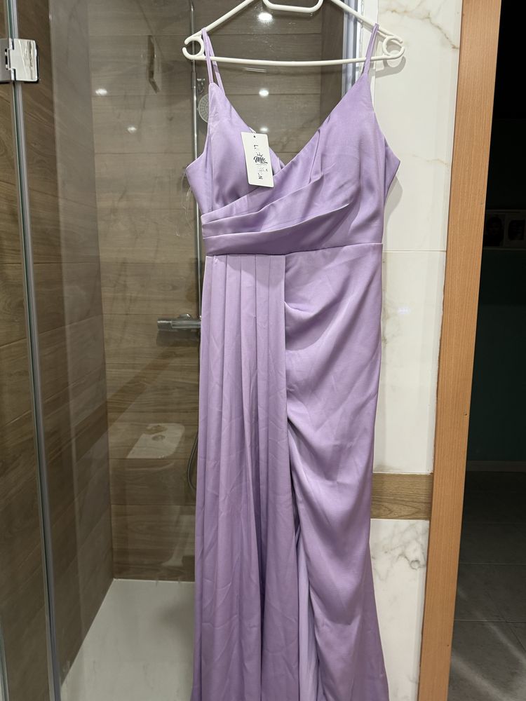 Vestido novo com etiqueta