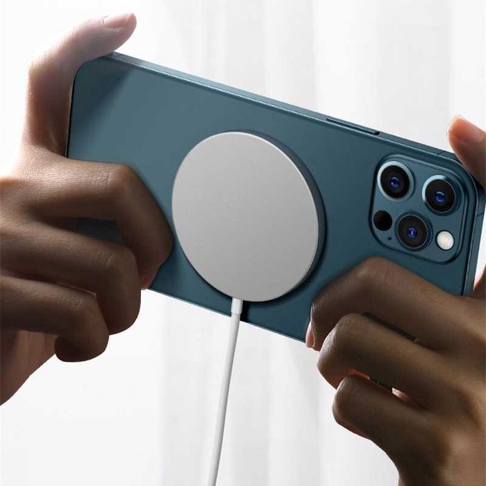 Беспроводное зарядное устройство Apple MagSafe Charger 15W