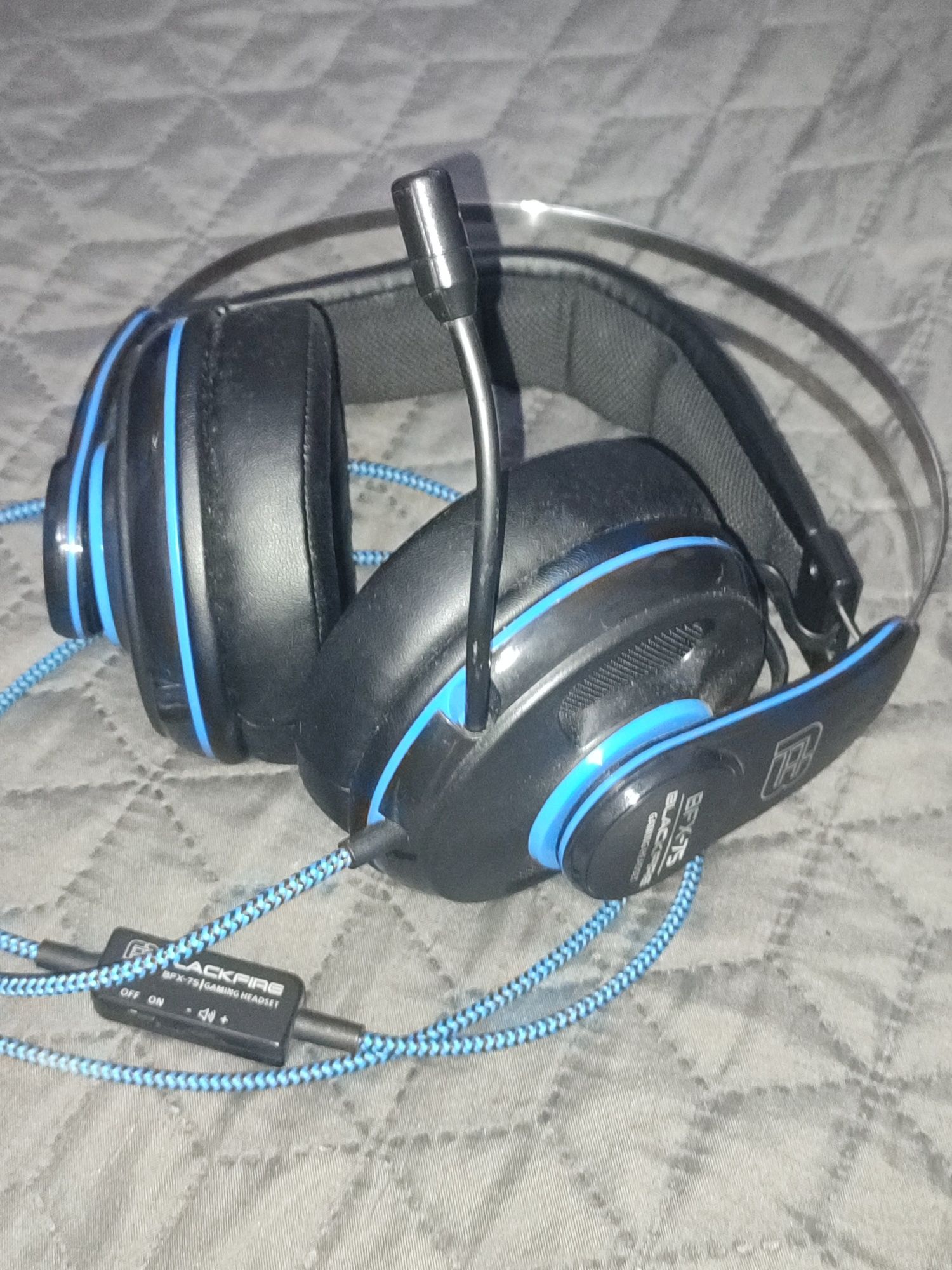 Headphones gaming blackfire praticamente novos