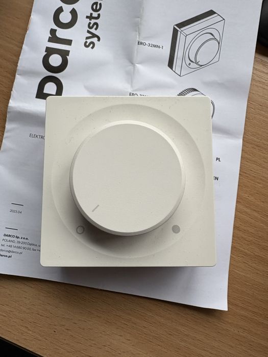 Elektroniczny Regulator Obrotów Darco ERO-32MN-1-B (biały kwadrat