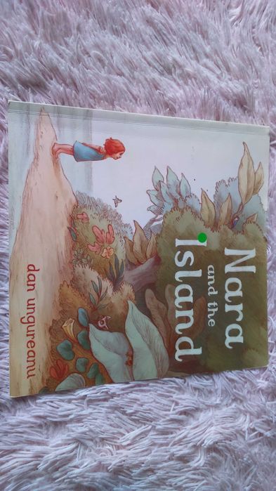Книга для дітей англійською Nara and the ISLAND