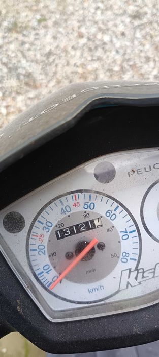 Skuter Peugeot Kisbee 50cc