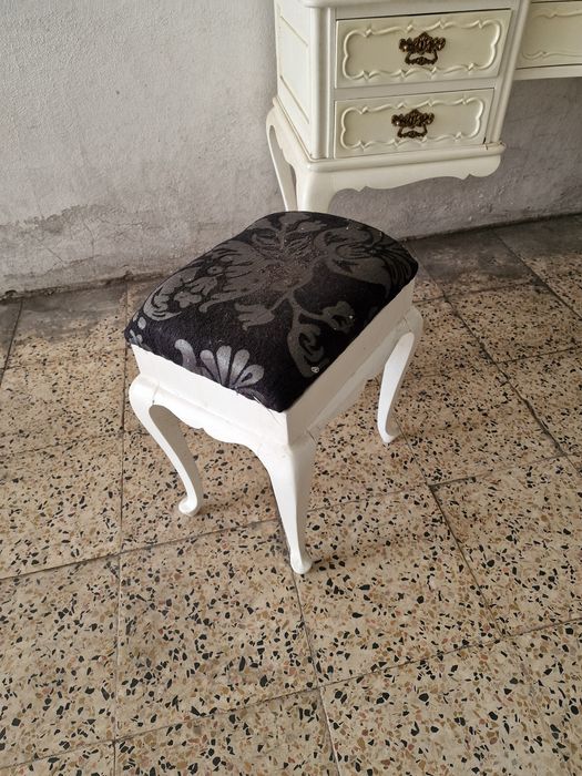 Toucador antigo lacado