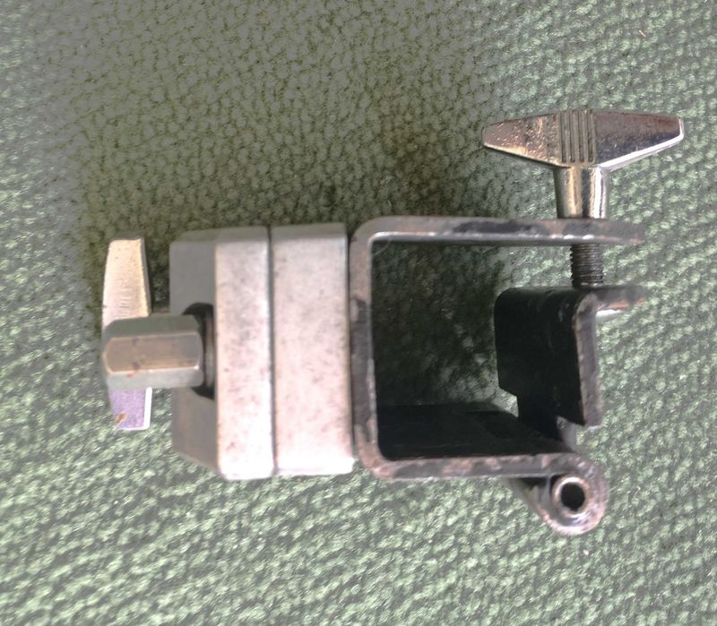 Clamp da Pearl PC 8 para Rack de Bateria e outros