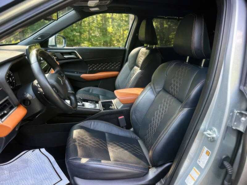 2022 Mitsubishi Outlander SEL