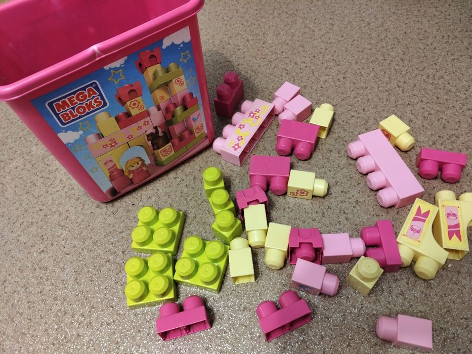 MEGA BLOKS Замок/Принцеса, Рожевий Набір Будівельних Блоків. Оригіналь