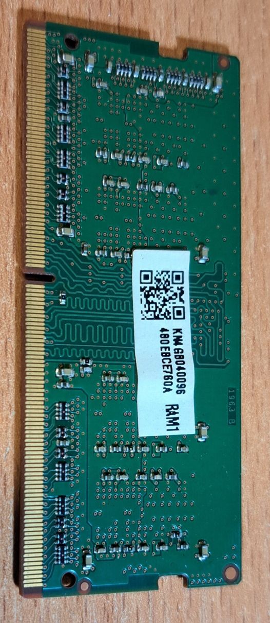 RAM DDR4 4Gb 1Rx16 2400T