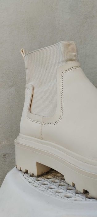 Bota 'Stradivarius' _ 37