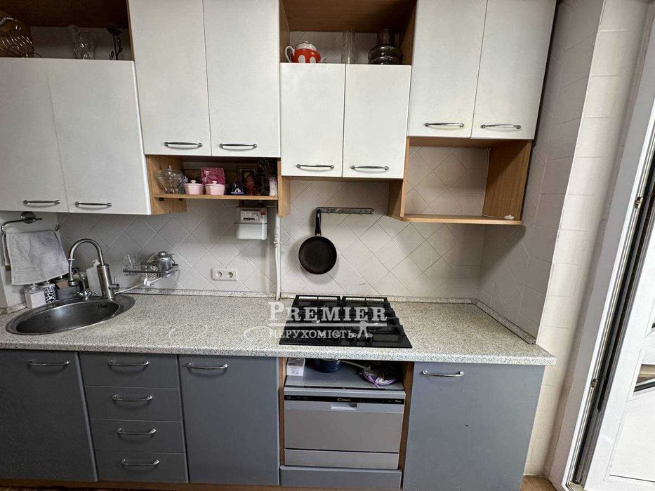 3 комнатная квартира 66 м2  с Ремонтом на Таирова рынок Южный