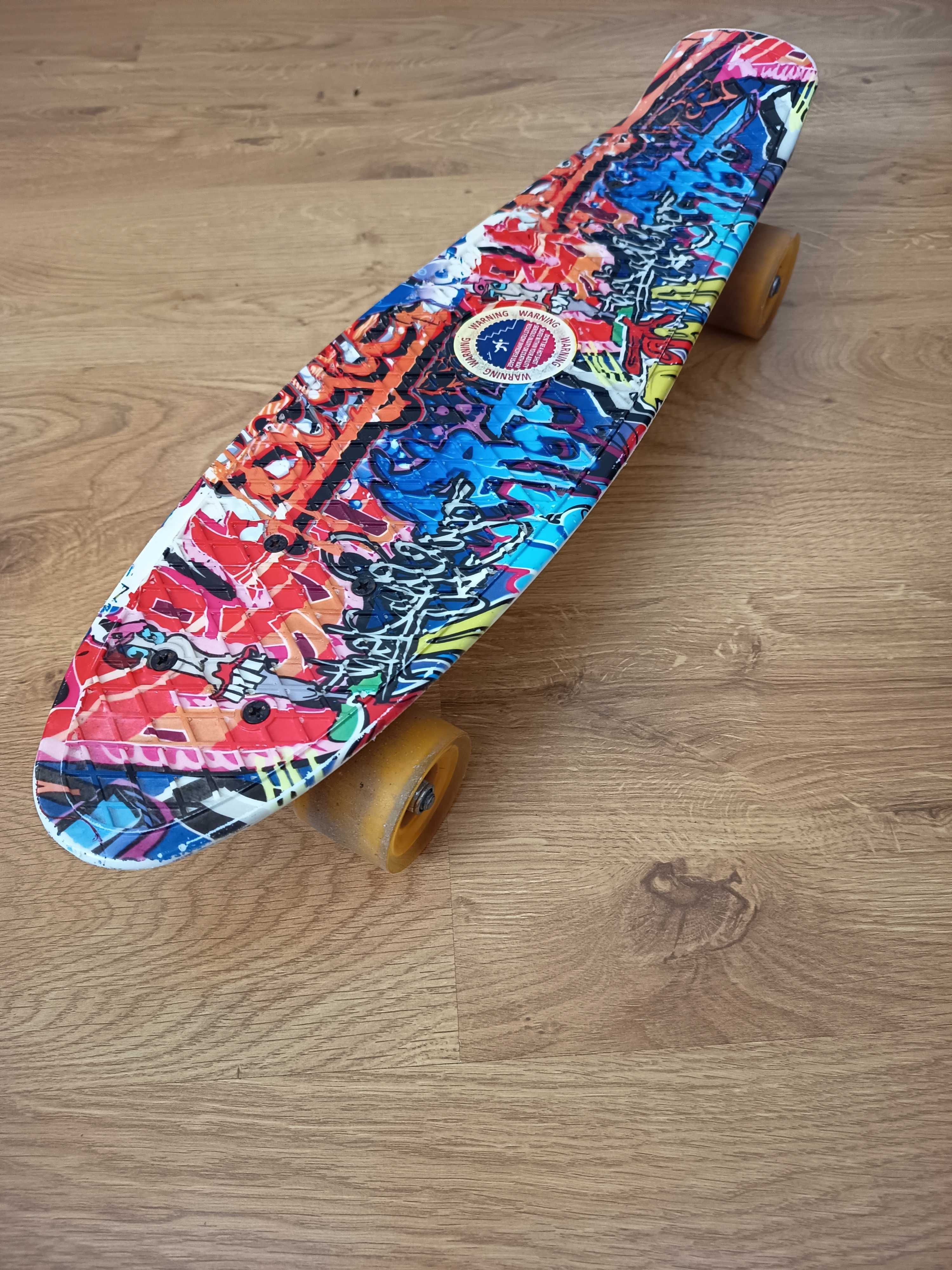 Fishboard fiszka deskorolka 56 cm graffiti F6