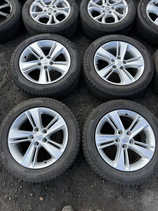 Komplet kół zimowych 5x115 Opel Astra Insignia 225/55/17 Pirelli